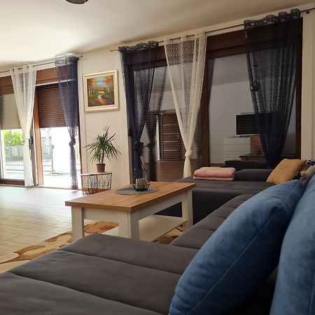 Apartamento Old Town Road Karlovac Exterior foto